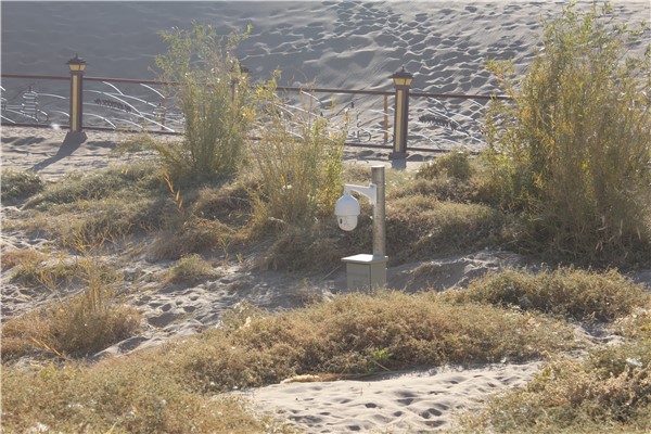 New Moves Are Taken to Protect the Water Level of Crescent Moon-shaped Spring