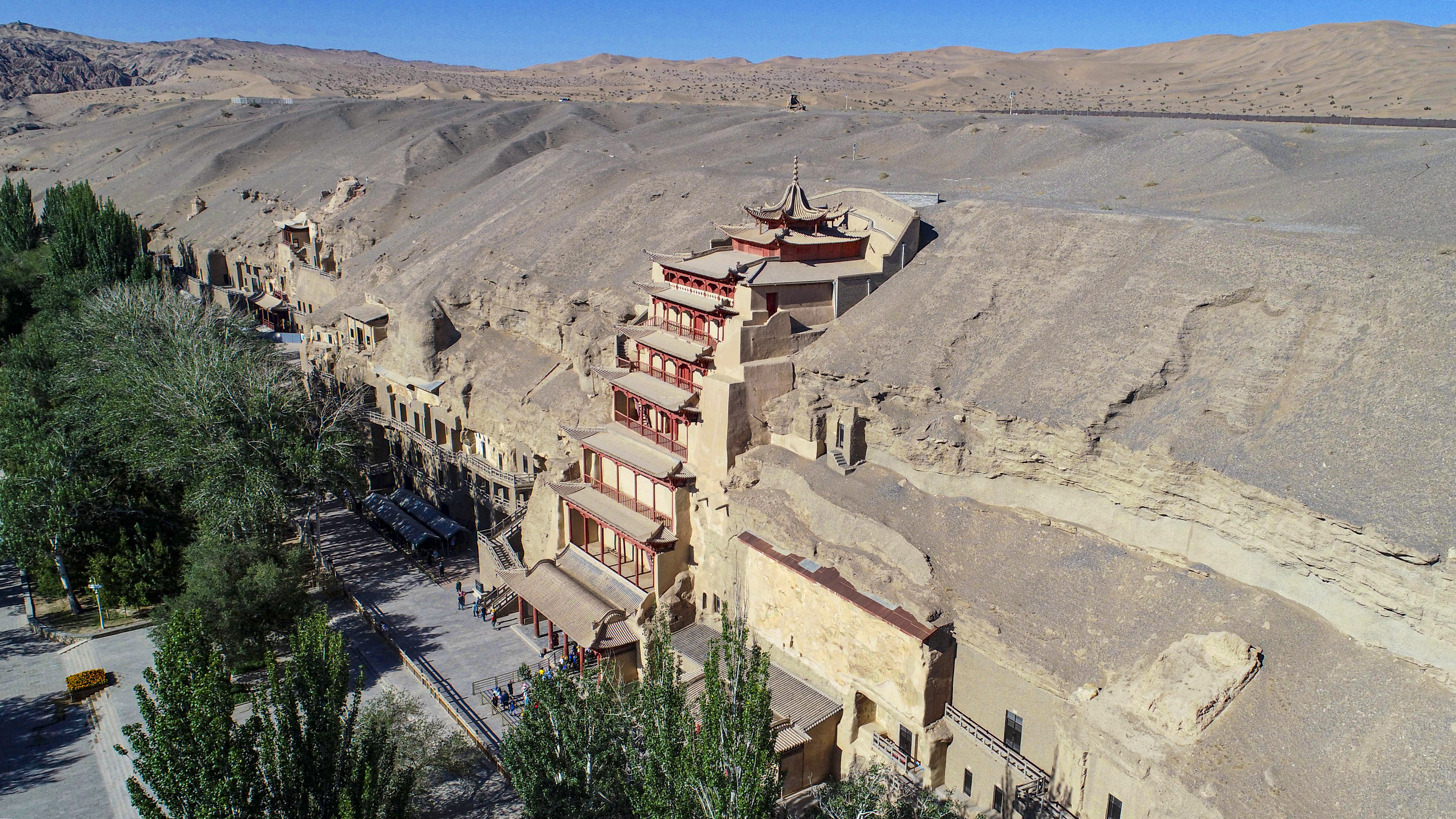 Reasons for Exclusively Carving the Mogao Grottoes into the Jiuquan Formation