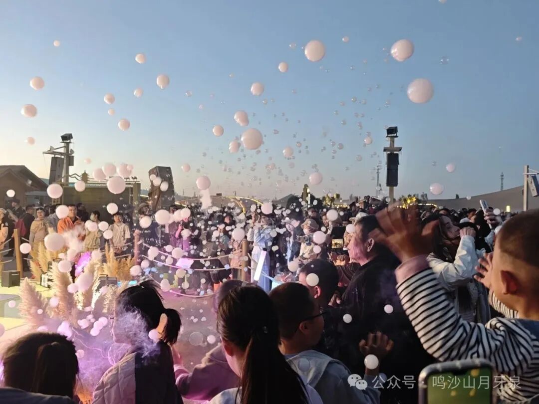 党建引领 水秀山鸣 | 鸣沙山月牙泉景区“五一”假期接待工作圆满收官